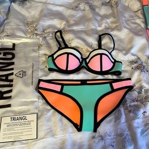 BNWOT Triangl Poppy Flamingo Fling XXS